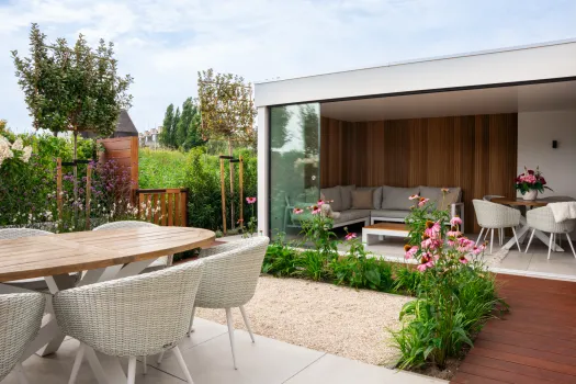 tuinkamer en overkapping